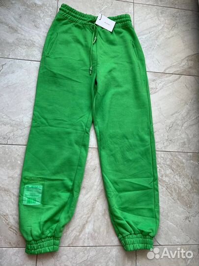 Спортивный костюм женский новый