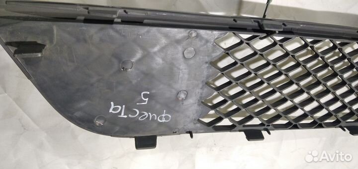 Решетка переднего бампера форд фиеста 5