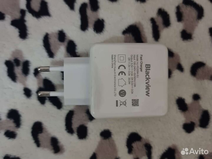Зарядное устройство type-c с быстрой зарядкой