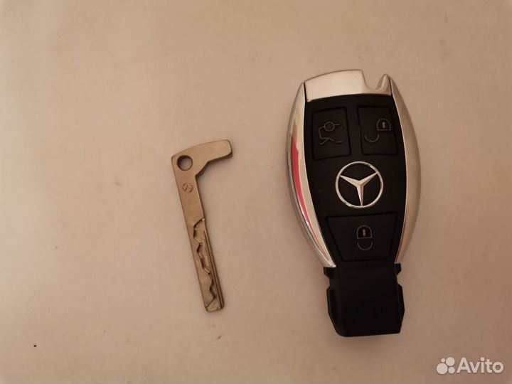 Mercedes ключ рыбка оригинал