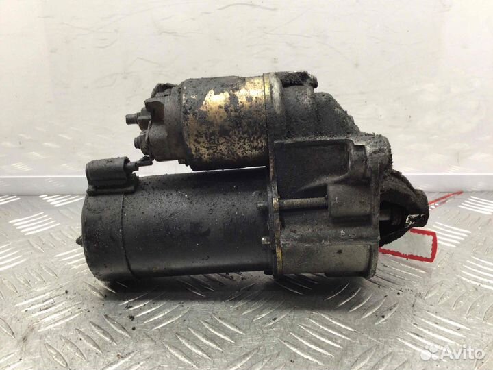 Стартер Mercedes C-klasse D6RA105 611962