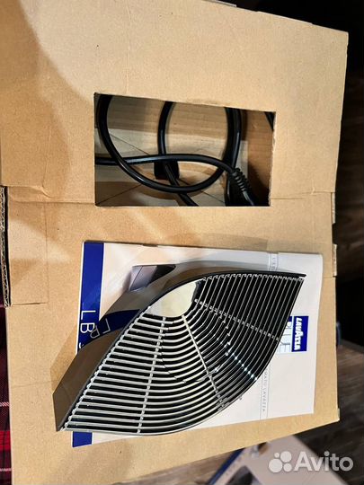 Капсульная кофемашина lavazza lb951