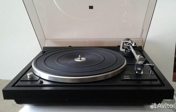 Проигрыватель винила Dual 502
