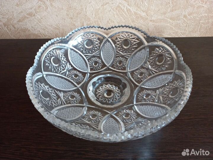 Хрустальная ваза для фруктов