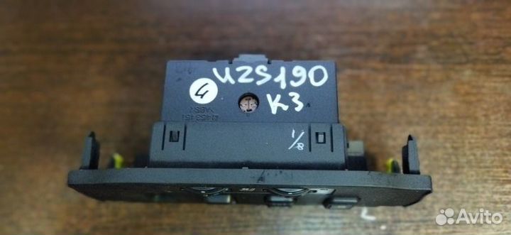 Кнопка подогрева сидений Lexus Gs430 UZS190 3uzfe