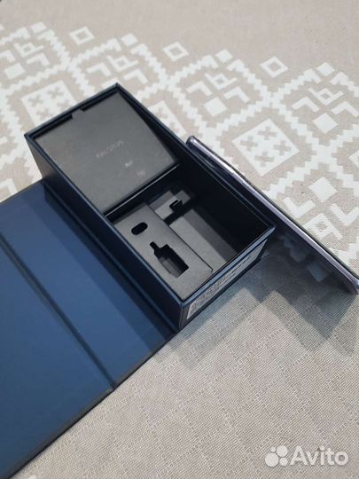 Samsung Galaxy S8, 4/64 ГБ