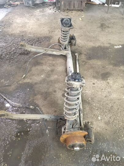 Задняя балка на ауди 100