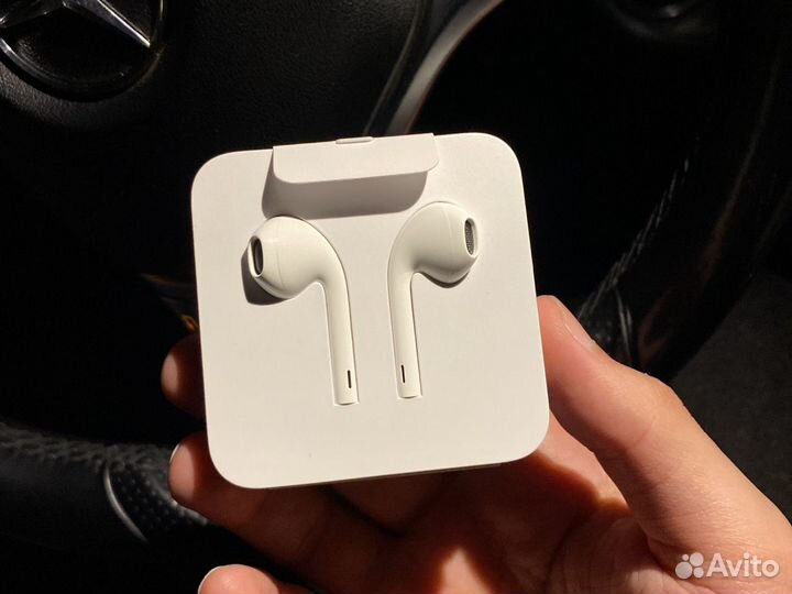 Оригинальные наушники earpods Lightning