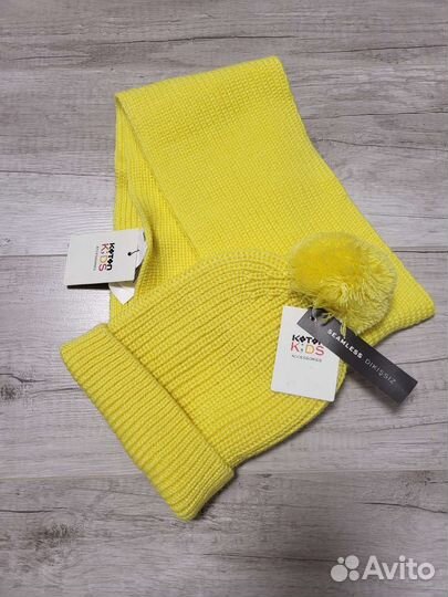 Комплект шапка и шарф