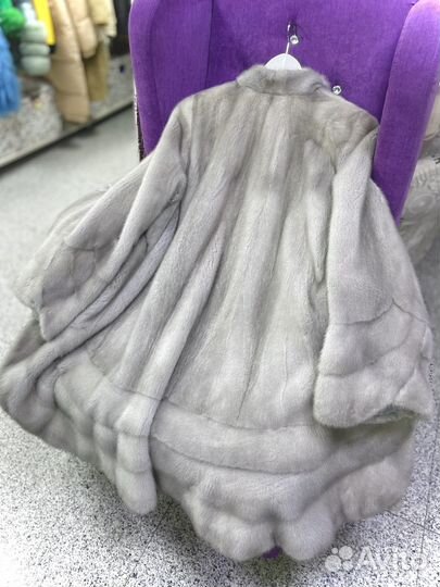 Шуба норковая голубая ог 140см