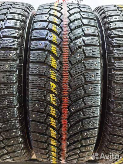 Bridgestone Blizzak Spike-01 195/65 R15 92T