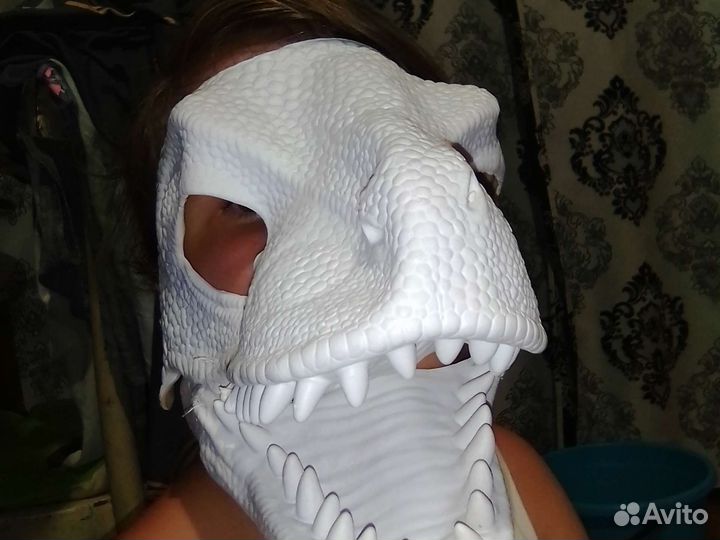 Маска динозавра
