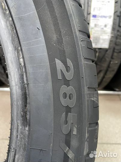 Tracmax X-Privilo RS01+ 285/50 R20 116W