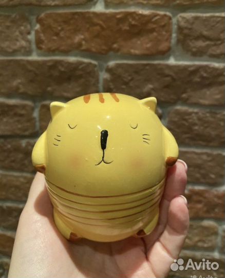 Фигурка кота