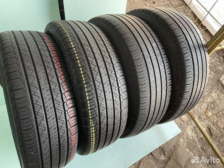 Michelin Latitude Tour HP 215/65 R16