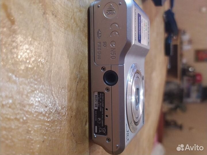 Компактный фотоаппарат sony cyber shot. Dsc s1900