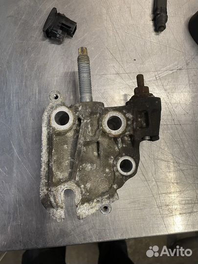 Кронштейн двигателя ford mondeo 4