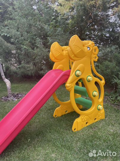 Детская горка пластиковая