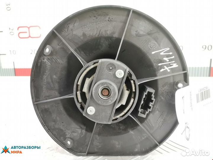 Моторчик печки seat Alhambra рест. 2005 7M1819021D