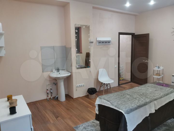 Офис, 29 м² с водой, 5 минут от остановки, центр