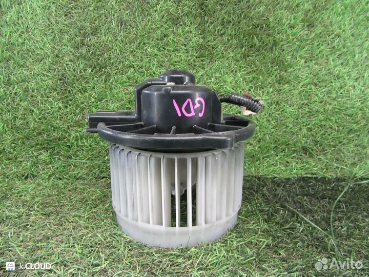 Мотор печки на honda FIT GD2 L13A