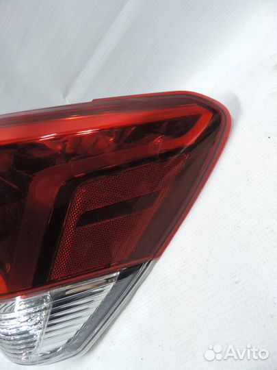 Фонарь задний правый Subaru Forester 2018