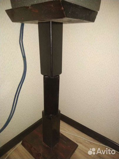 Стойки под колонки