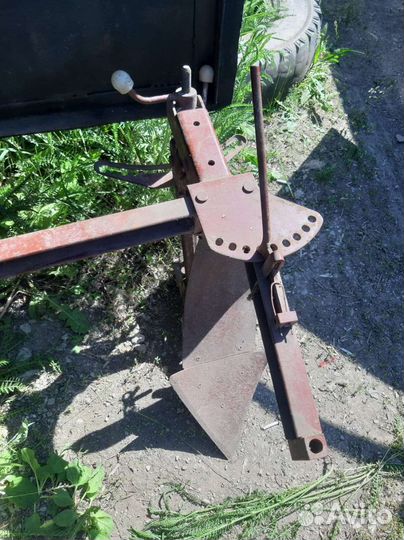 Плуг для мотоблока