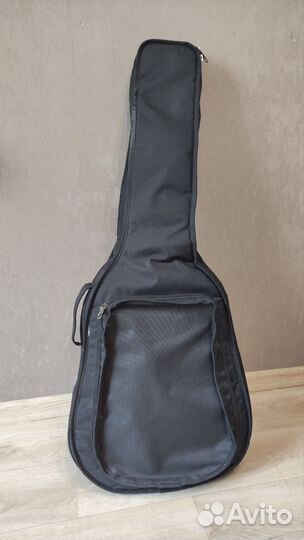 Утеплённый чехол для акустической гитары