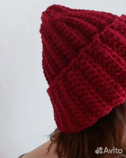 Вязаные шапки (ручная работа)