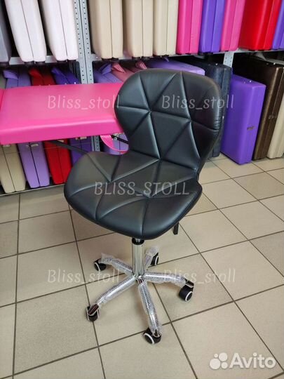 Кушетка для наращивания ресниц