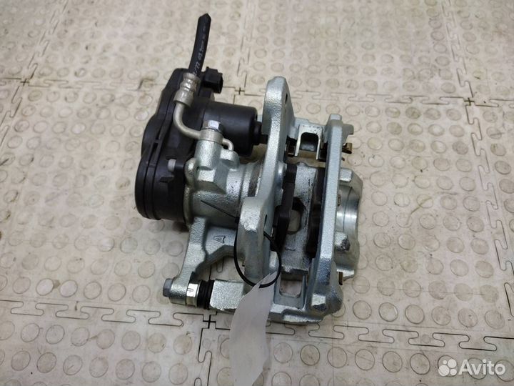 Суппорт тормозной задний левый Lexus Rx 4 AL20