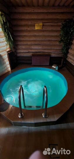 Дом с баней на дровах с бассейном