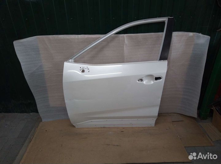Toyota RAV 4(18+) тойота рав 4 дверь передняя лева