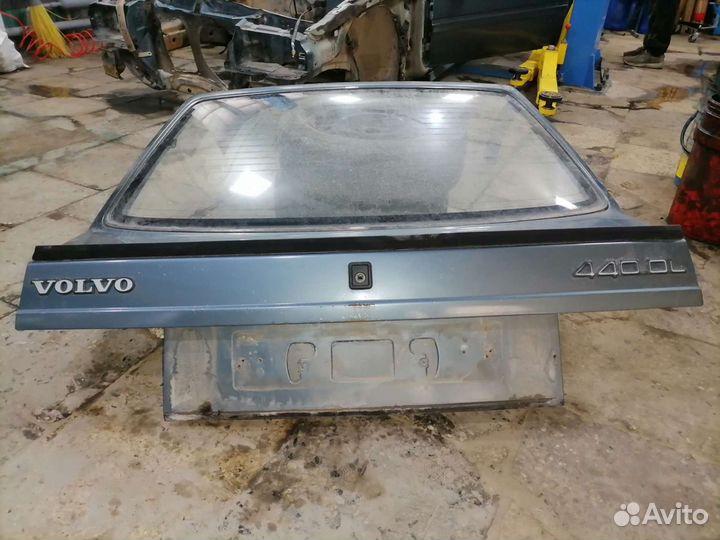Крышка багажника Volvo 440