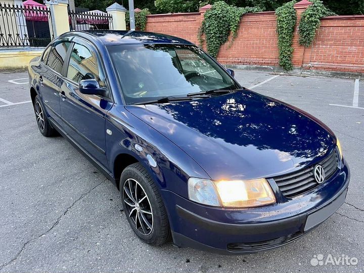 Volkswagen Passat 1.8 МТ, 1998, 250 000 км