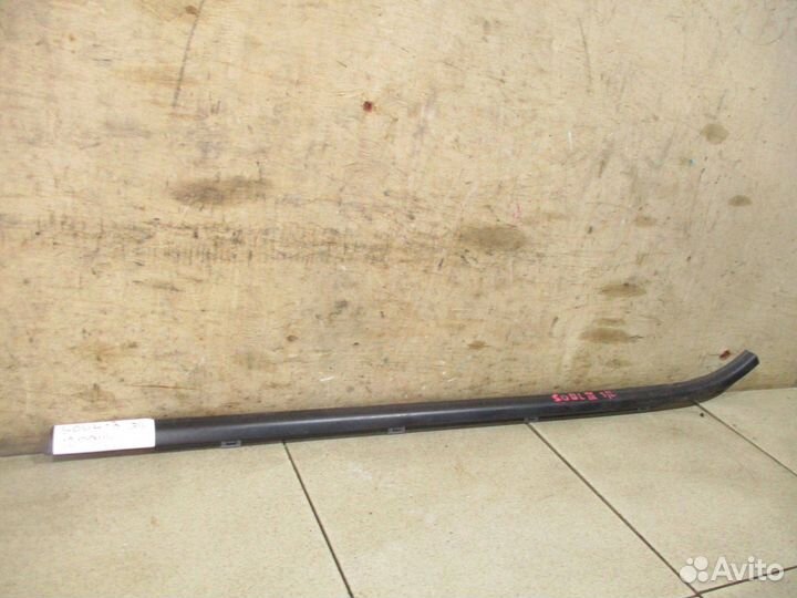 Накладка стекла заднего левого Kia Soul III (SK3)