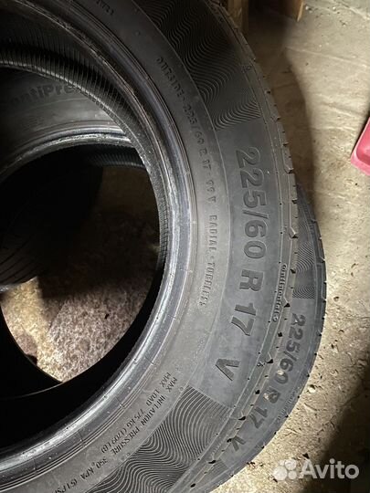 Continental ContiPremiumContact 5 225/60 R17 99V