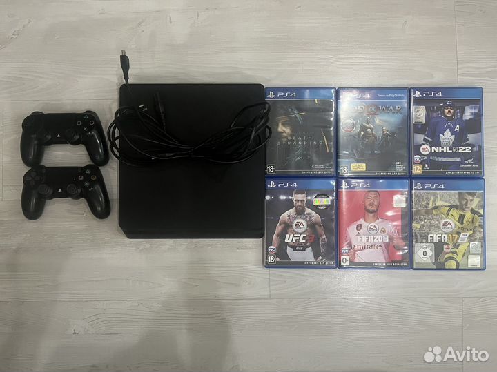 Sony playstation 4 slim 1tb, + 2 геймпада