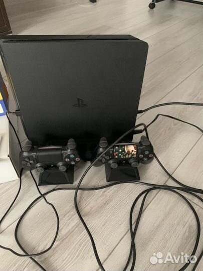 Sony playstation 4 PS4 pro 1tb с играми