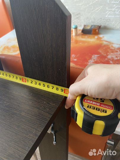 Вешалка настенная