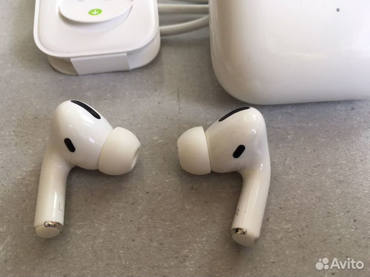 Оригинальные наушники 100 Apple AirPods Pro