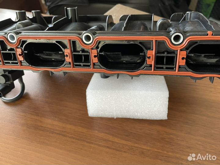 06H133201AT Впускной коллектор