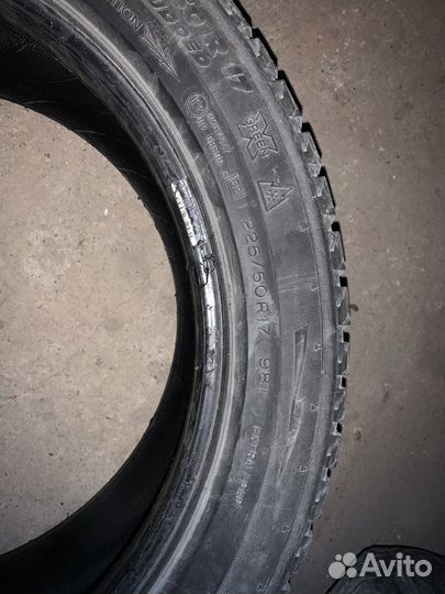 Michelin X-Ice North 2 225/50 R17 98T