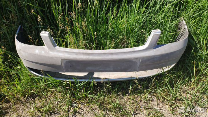 Бампер передний priora 1