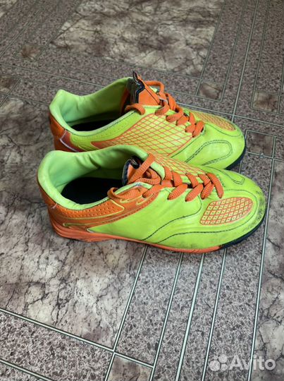 Детские бутсы