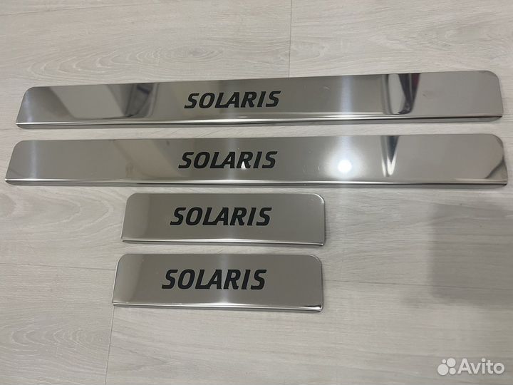 Накладки на пороги hyundai solaris 4шт