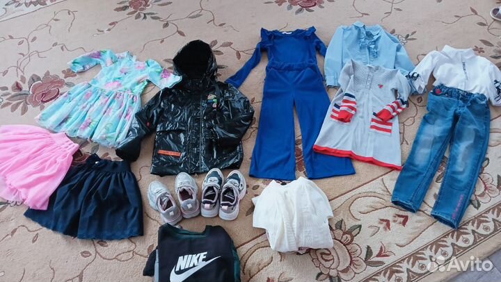 Вещи пакетом на девочку 122-128