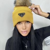 Шапка женская Prada