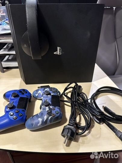 Sony playstation 4 PS4 pro 1tb